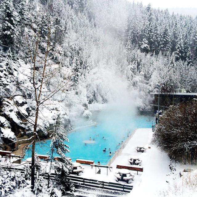 Copperhorn Radium Hot Springs Exterior photo
